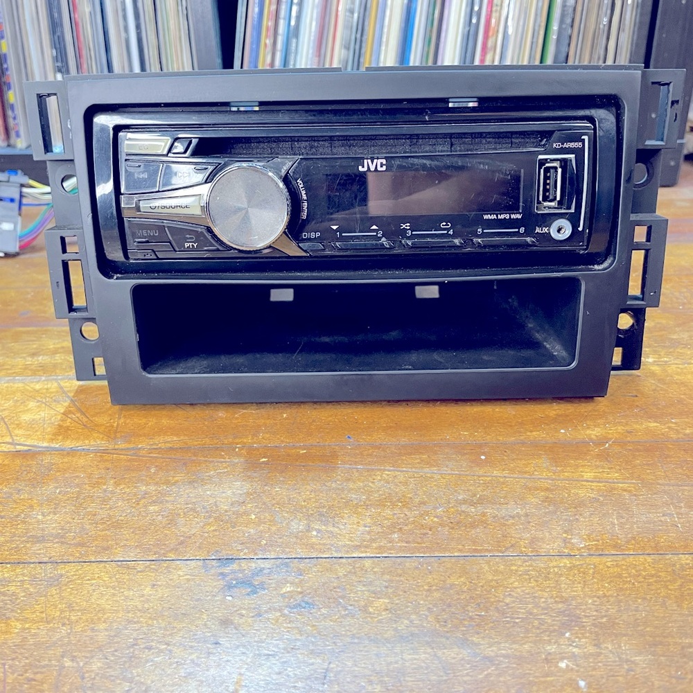 JVC Cd/Am/Fm Aux - USB Car Stereo